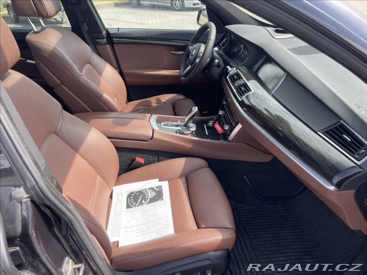 BMW 5 3,0 GT 190kw 530d M-Paket 2016