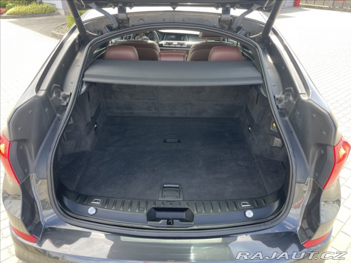 BMW 5 3,0 GT 190kw 530d M-Paket 2016