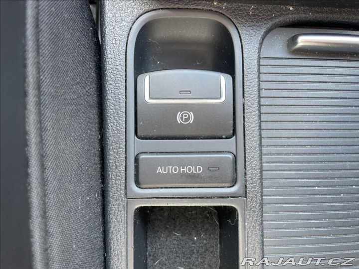 Volkswagen Tiguan 2,0 TDi 100kw 4x4 DSG Pan 2009