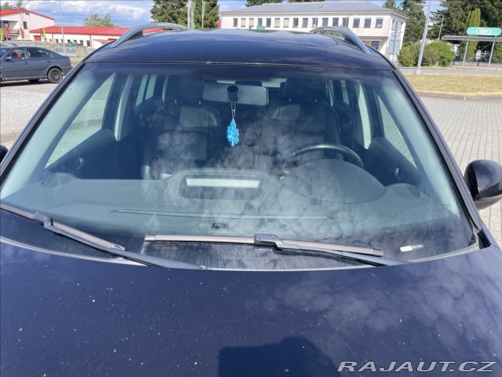 Volkswagen Tiguan 2,0 TDi 100kw 4x4 DSG Pan 2009