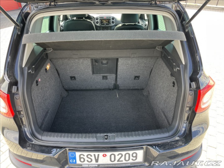 Volkswagen Tiguan 2,0 TDi 100kw 4x4 DSG Pan 2009