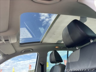 Volkswagen Tiguan 2,0 TDi 100kw 4x4 DSG Pan 2009