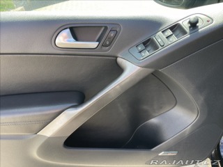 Volkswagen Tiguan 2,0 TDi 100kw 4x4 DSG Pan 2009