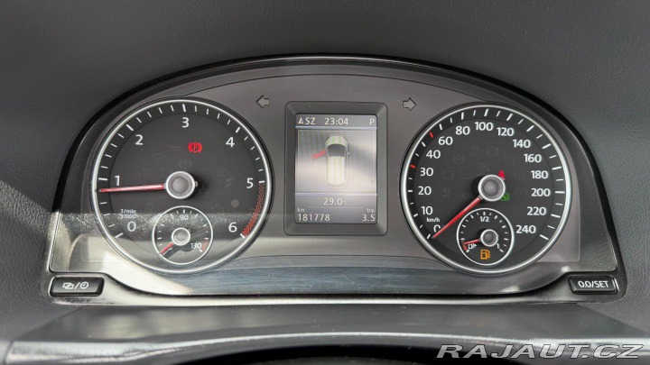 Volkswagen Touran 2.0TDi 130kW *Tažné*Navi* 2014