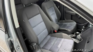 Volkswagen Touran 2.0TDi 130kW *Tažné*Navi* 2014