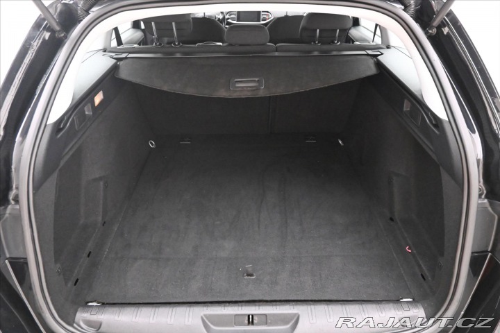 Peugeot 308 1,6 BlueHDi 73kW tažné Zá 2017