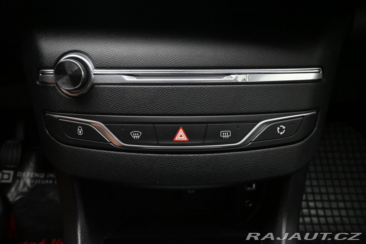 Peugeot 308 1,6 BlueHDi 73kW tažné Zá 2017