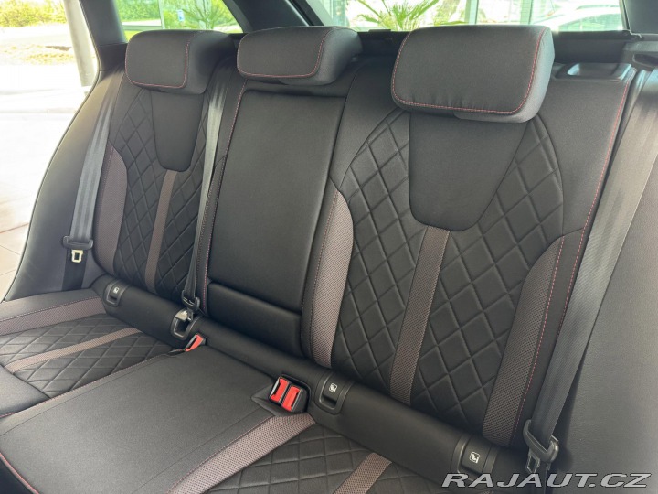 Škoda Octavia RS 2,0TDI*DSG*HUD*REZERVA 2022