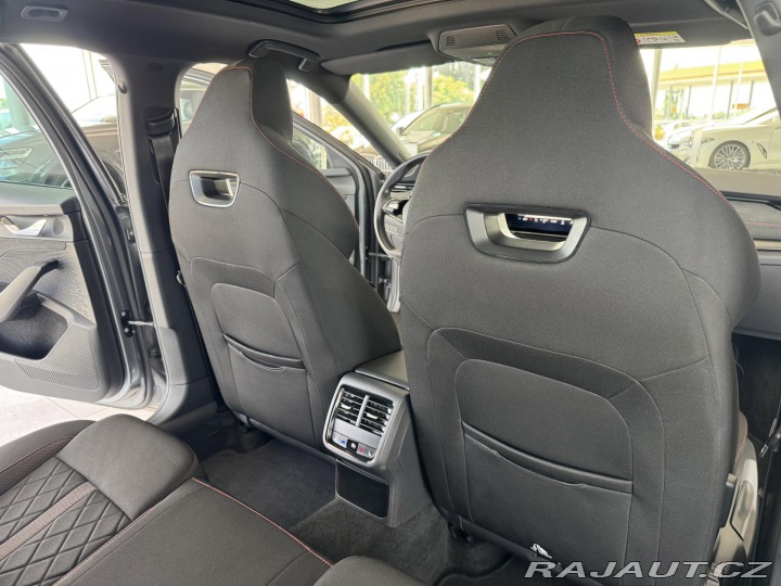 Škoda Octavia RS 2,0TDI*DSG*HUD*REZERVA 2022