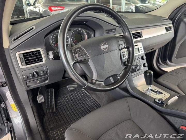 Volvo S80 D5 AUT*136kW*Nav*Tažné*To 2007