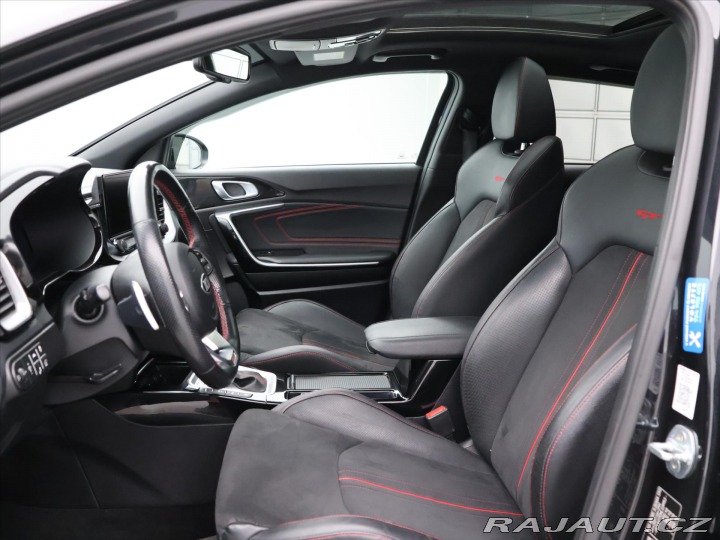 Kia Ceed 1,6 T-GDI 150kW DCT CZ GT 2021