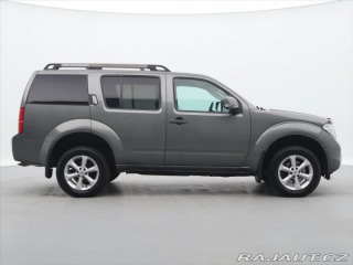 Nissan Pathfinder 2,5 dCi 126kW Automat 4WD 2009