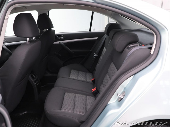 Škoda Octavia 1,4 TSI 90kW Ambiente CZ 2012