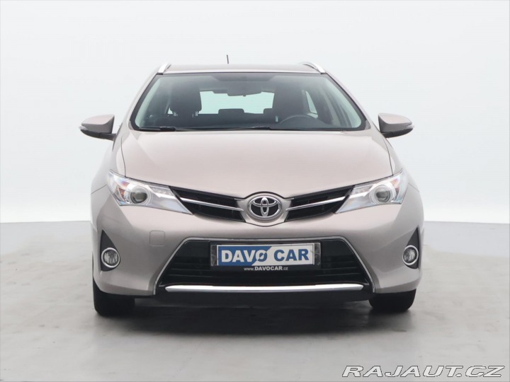 Toyota Auris 1,6 i 97kW Serv. Kniha 1. 2013
