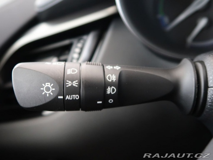 Toyota C-HR 2.0Hybrid,CZ,1Maj,Style 2023