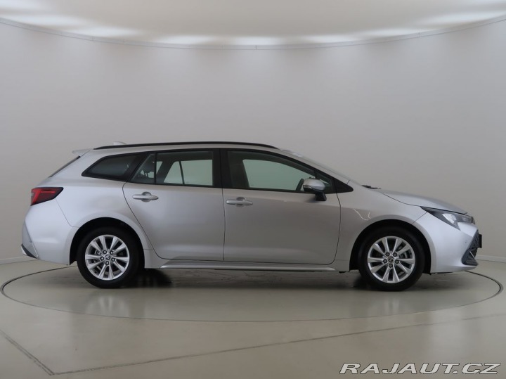 Toyota Corolla 1.8Hybrid,CZ,1Maj,Comfort 2023