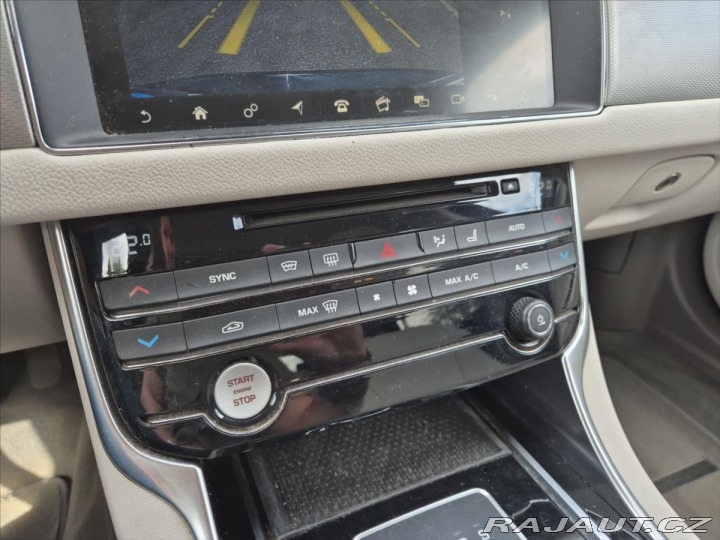 Jaguar XF 2,0 25t Prestige 2018