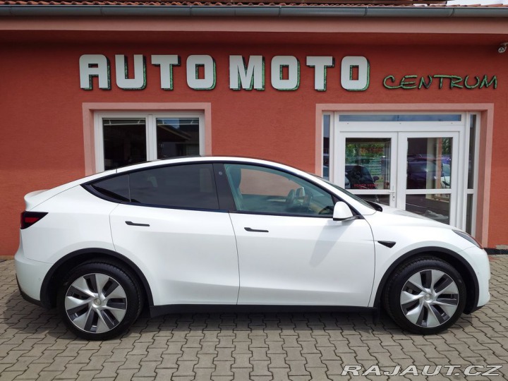 Tesla Model Y Long Range Dual Motor 378 2022