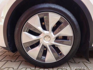 Tesla Model Y Long Range Dual Motor 378 2022