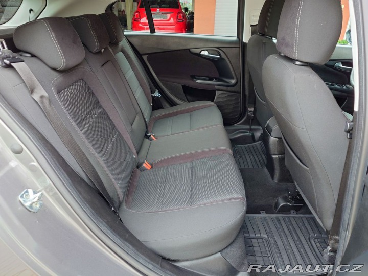 Fiat Tipo 1.4 T-Jet 88 kW - Lounge 2016