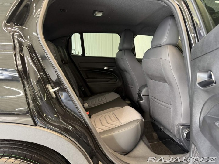 Jeep Avenger Altitude 1.2 Turbo e-Hybr 2026