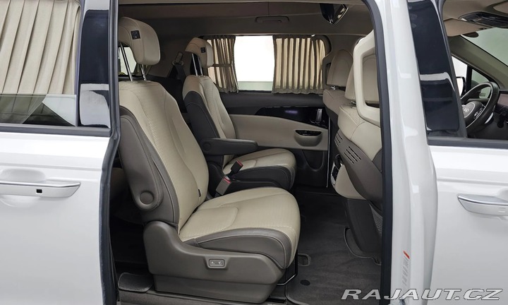 Kia Carnival HI LIMOUSINE SIGNATURE 2021