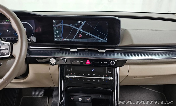 Kia Carnival HI LIMOUSINE SIGNATURE 2021