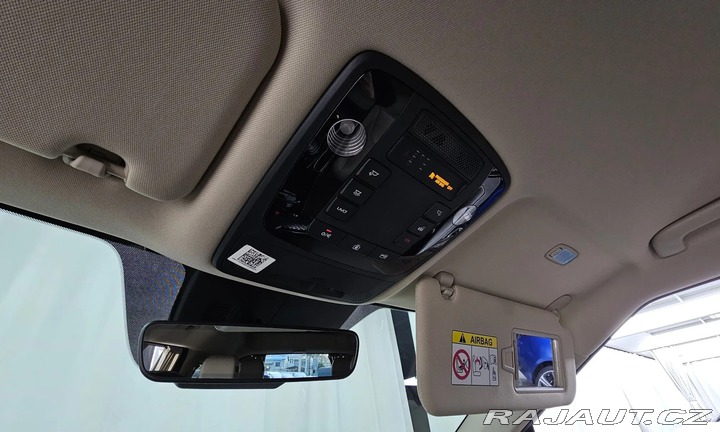 Kia Carnival HI LIMOUSINE SIGNATURE 2021