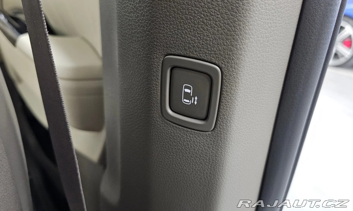 Kia Carnival HI LIMOUSINE SIGNATURE 2021