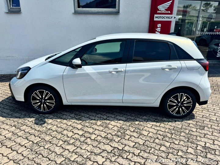 Honda Jazz 1.5 e:HEV ADVANCE SKLADEM 2026