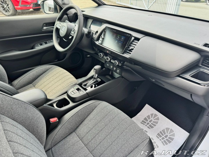 Honda Jazz 1.5 e:HEV ADVANCE SKLADEM 2026