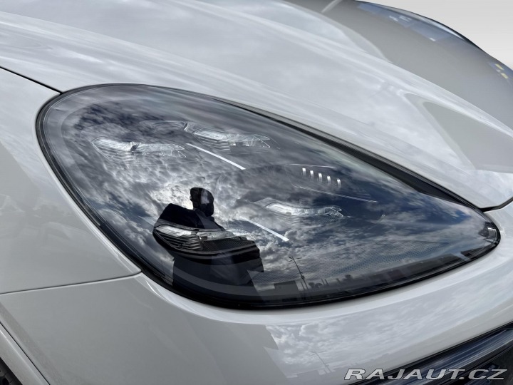 Porsche Cayenne GTS 2022