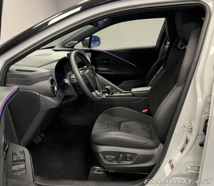 Toyota C-HR 2,0 Hybrid AT GR SPORT PR 2025