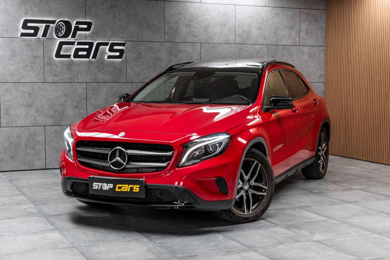 Mercedes-Benz GLA 220d 4MATIC*HARMAN*KAMERA