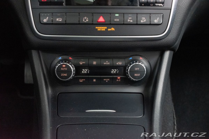 Mercedes-Benz GLA 220d 4MATIC*HARMAN*KAMERA 2014