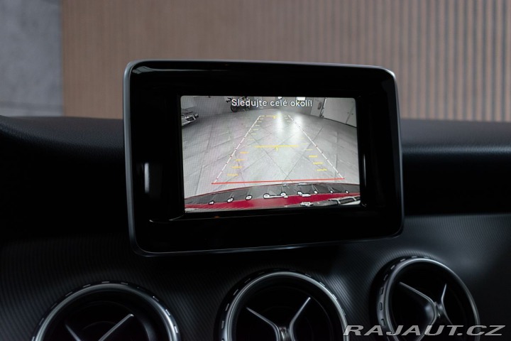 Mercedes-Benz GLA 220d 4MATIC*HARMAN*KAMERA 2014