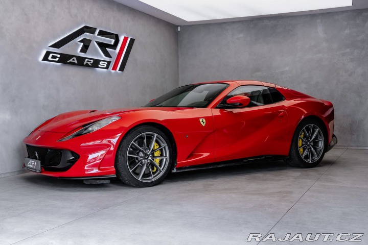 Ferrari 812 GTS, lift, karbon, CZ 2021