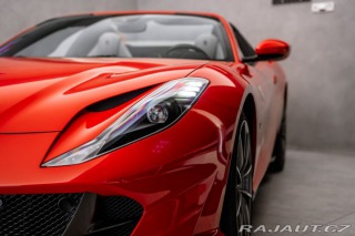 Ferrari 812 GTS, lift, karbon, CZ 2021