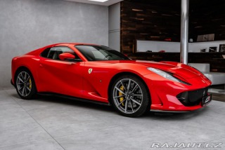 Ferrari 812 GTS, lift, karbon, CZ 2021