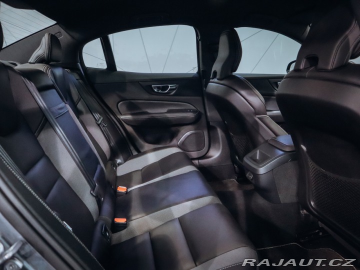 Volvo S60 B5 mHEV 2.0 aut. R-Design 2020