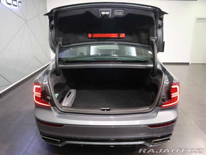 Volvo S60 B5 mHEV 2.0 aut. R-Design 2020