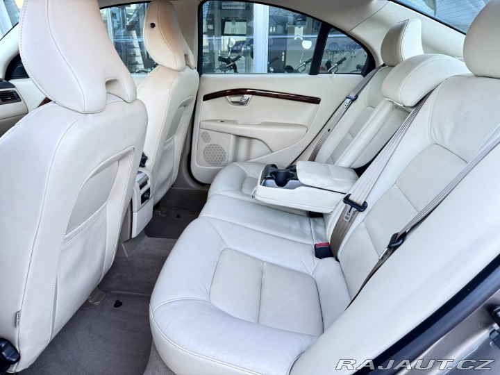 Volvo S80 2,5 Turbo REZERVACE 2006