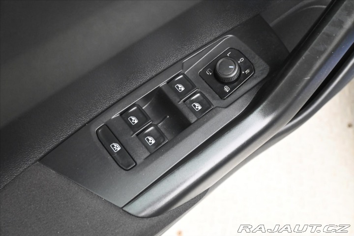 Volkswagen Taigo 1,0 TSI 81kW DSG Life Zár 2023