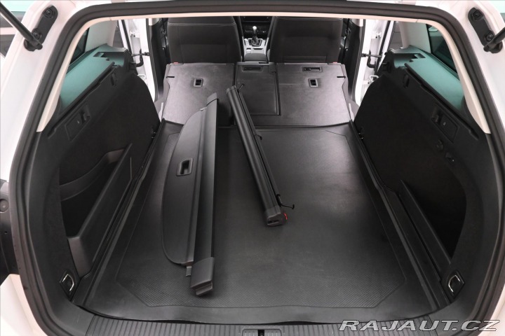 Volkswagen Passat 2,0 TDI 110 kW DSG Busine 2023