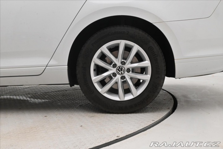 Volkswagen Passat 2,0 TDI 110 kW DSG Busine 2023