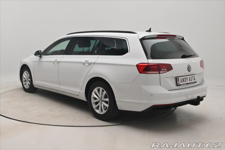 Volkswagen Passat 2,0 TDI 110 kW DSG Busine 2023