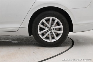 Volkswagen Passat 2,0 TDI 110 kW DSG Busine 2023