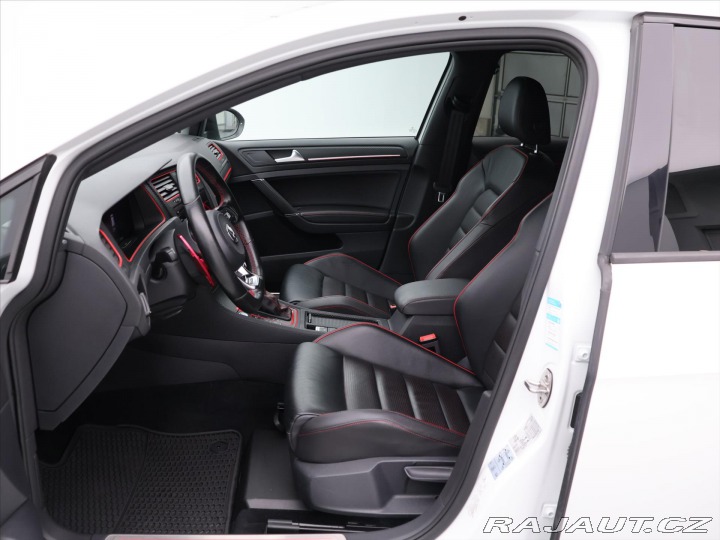 Volkswagen Golf 2,0 TSI GTI 180kW Perform 2017