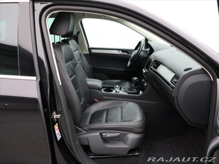 Volkswagen Touareg 3,0 TDI DSG 4M Exclusive 2018