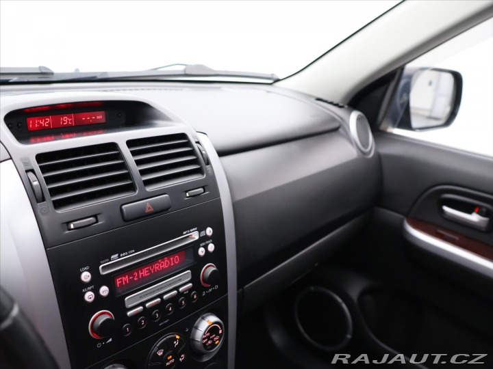Suzuki Ostatní modely 2,0 JLX 103kW Aut. Tažné 2007